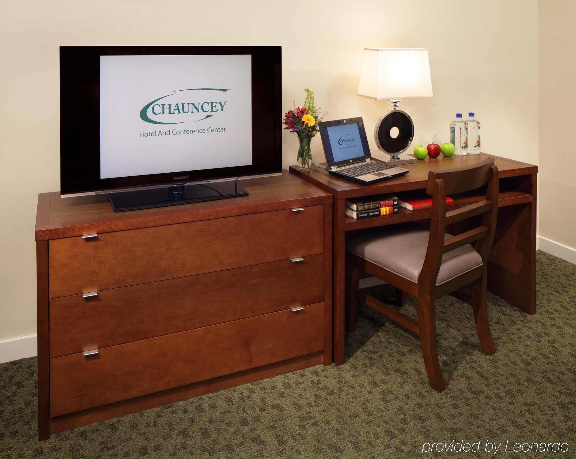 Chauncey Hotel & Conference Center Princeton Bagian luar foto