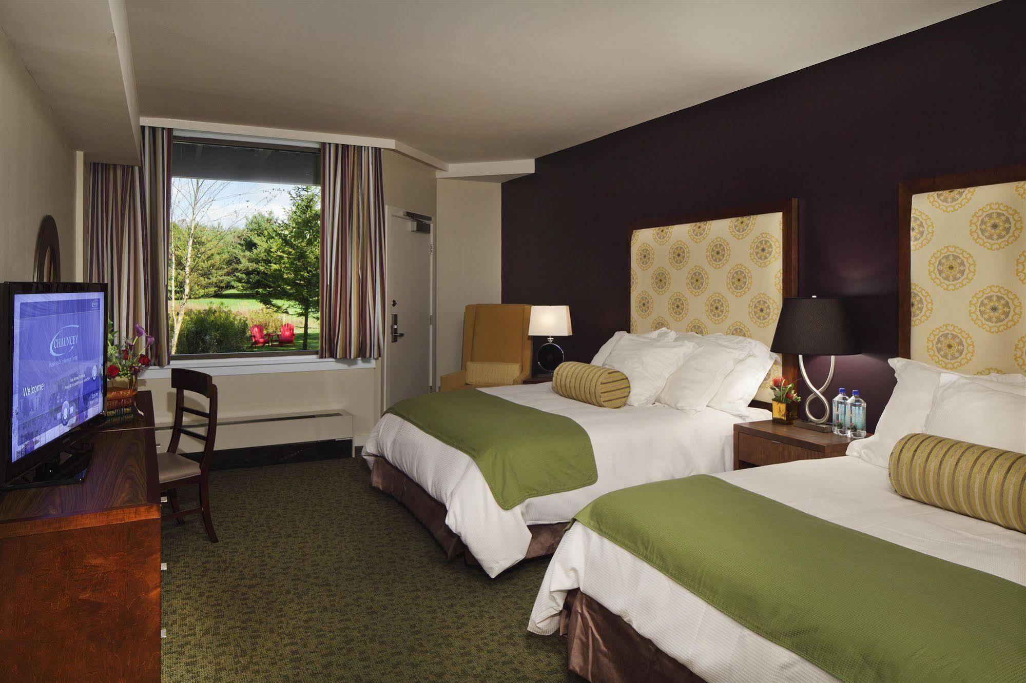 Chauncey Hotel & Conference Center Princeton Bagian luar foto